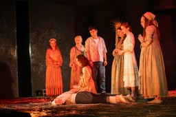 bestsellerowe „chłopki” w teatrze współczesnym. sensacyjna adaptacja k