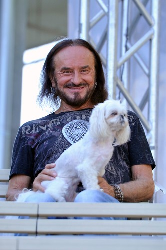 Stan Borys z suczką Julką w Opolu