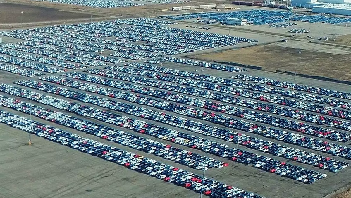 Volkswageny na lotnisku Berlin Brandenburg