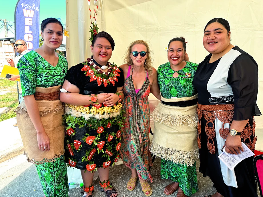 Wyspy Tonga Rejs to okazja do poznania różnorodnych kultur i spotkania wyjątkowych ludzi.