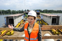 Gronkiewicz-Waltz na budowie i wiadomo, kiedy będzie gotowy Most Łazienkowski. ZDJĘCIA