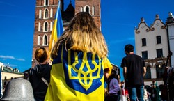 Ustawy o pomocy Ukraińcom. Rządowy projekt czeka na podpis prezydenta, a prezydencki projekt trafił do konsultacji