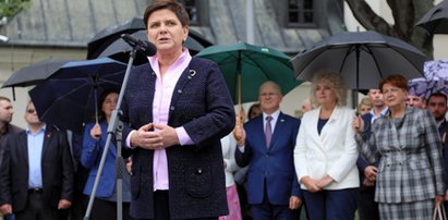 Wręczali prezenty Szydło. Zrobili śledztwo