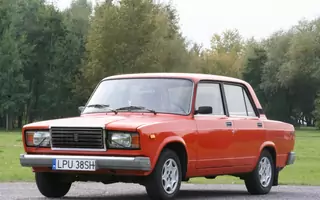 Z archiwum Auto Świata - radziecka Łada