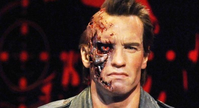 Arnold Schwarzenegger on the set of Terminator