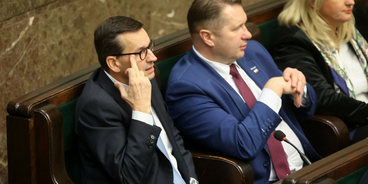 Premier Mateusz Morawiecki i minister edukacji Przemysław Czarnek