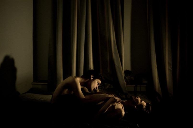Zwycięzca World Press Photo 2014. Mads Nissen sfotografował w Petersburgu parę gejów - Jona i Alexa. Jury doceniło zdjęcie, przyznając mu nagrodę główną i 10 tys. euro.