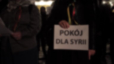 "Kraków, Rożawa - wspólna sprawa". Kolejny protest solidarnościowy z atakowanymi przez Turcję Kurdami w Syrii