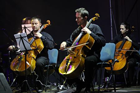 Nowa Muzyka 2010: Prefuse 73 i Aukso Orchestra