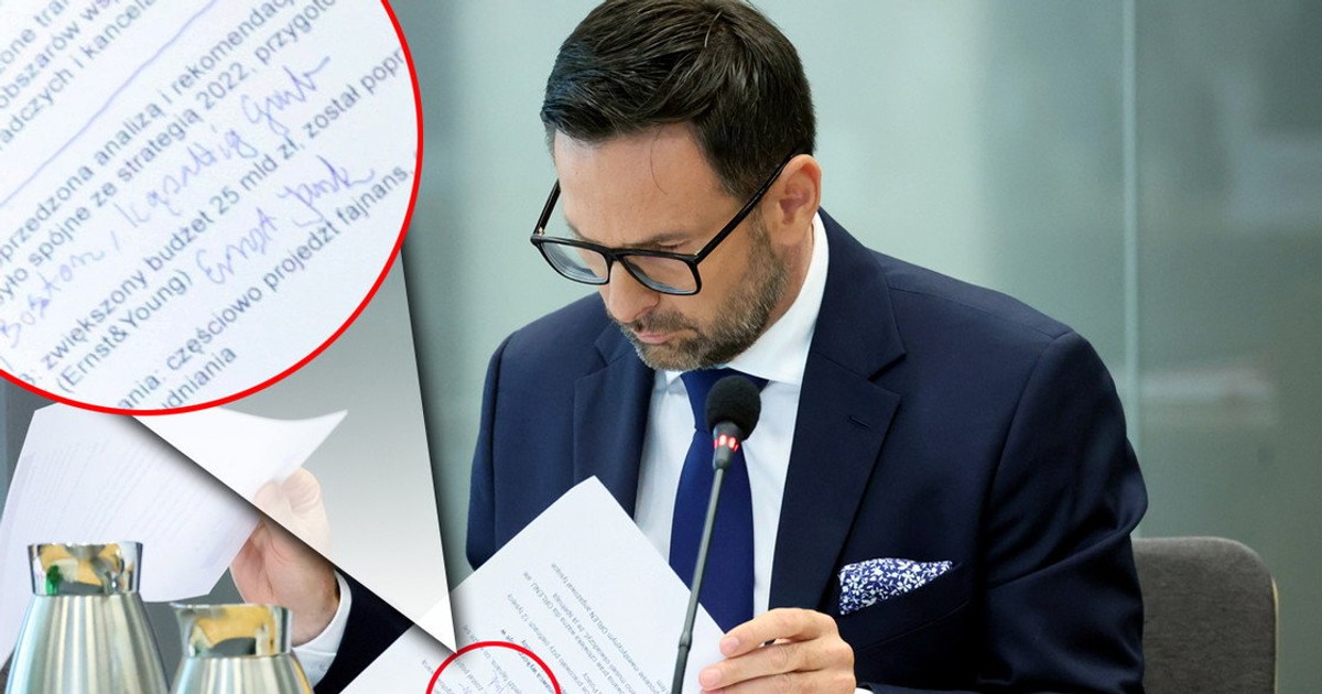 Daniel Obajtek tłumaczy się ze swoich notatek. Doktor komentuje