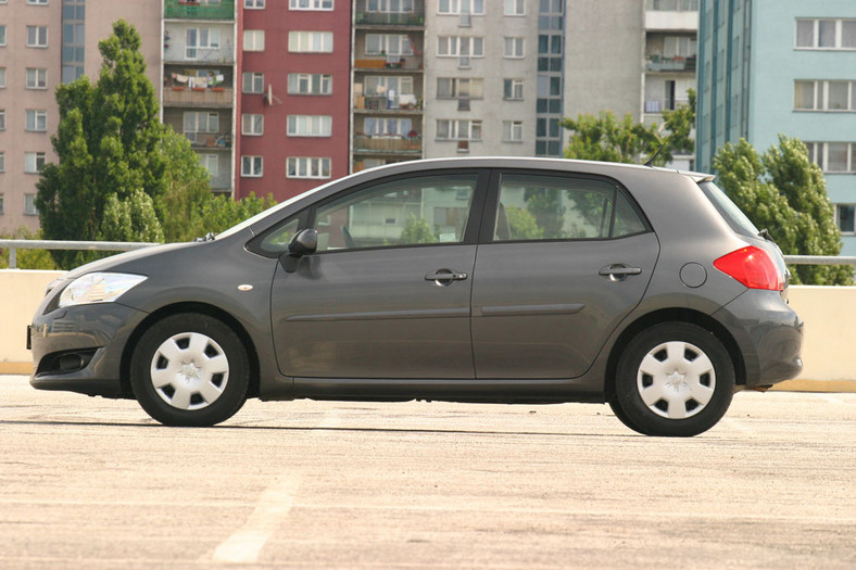 Prezentacja: Toyota Auris I (2007-14) - które nadwozie wybrać