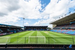 Były gracz ligi NFL i jego żona inwestują w Burnley FC