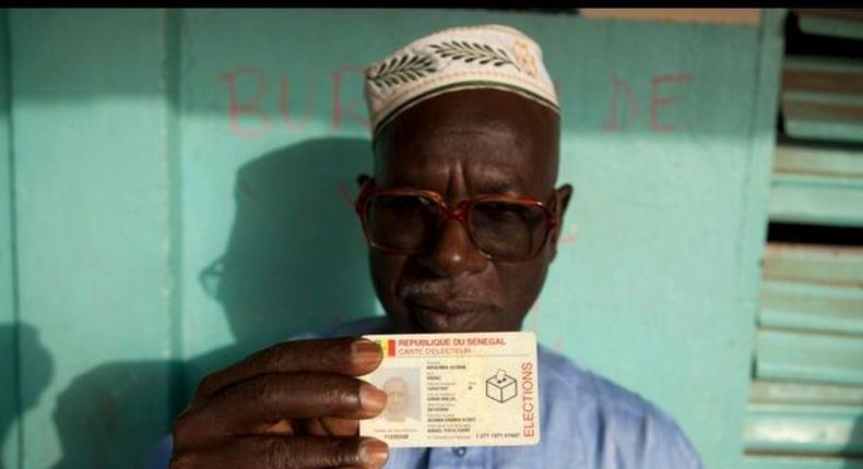 Senegal-Des-elections-dans-la-tension carte electeur
