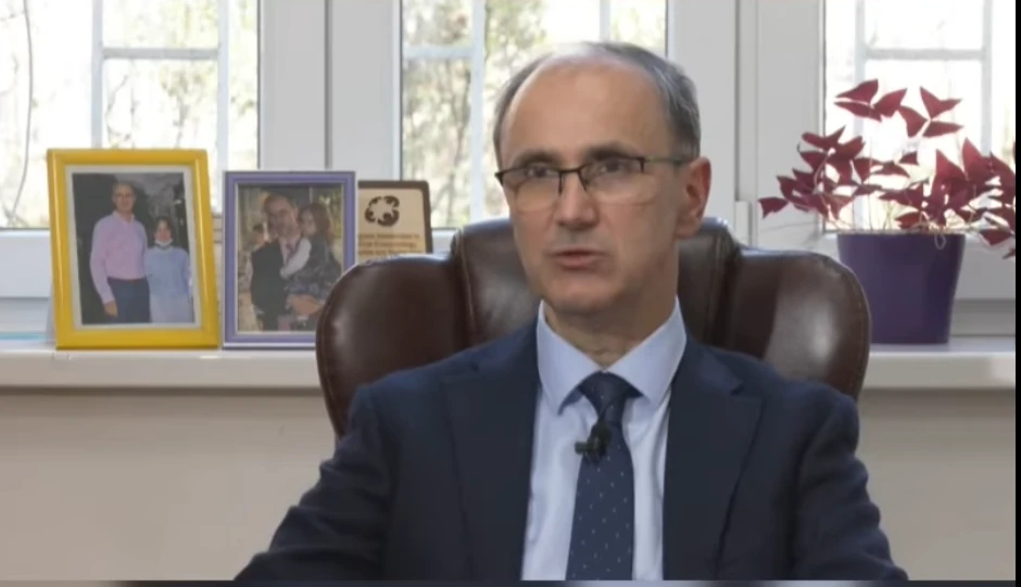 Profesor dr Đuro Macut