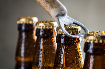 Piwo w butelce zwrotnej droższe o 10 zł. Efekt nowego prawa