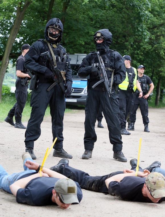 Pozorowany atak terrorystyczny i reakcja w sytuacji zagrożenia. Służby ćwiczą przed szczytem NATO i Światowymi Dniami Młodzieży