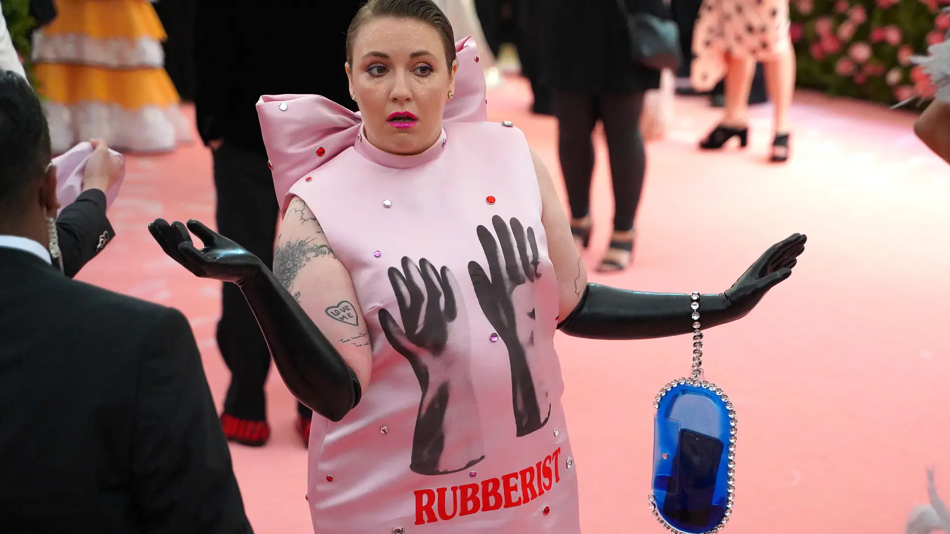 Lena Dunham rozebrała się na Instagramie i tym samym skłoniła kobiety do zwierzeń