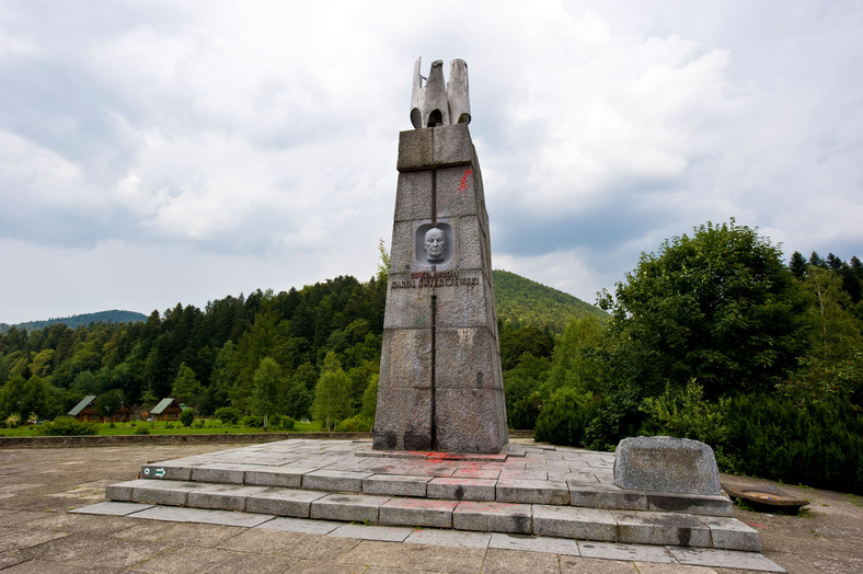 Pomnik gen. Karola Świerczewskiego w Jabłonkach
