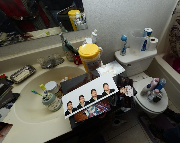 Wnętrze mieszkania zabójców z San Bernardino