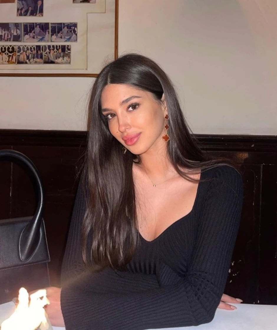 Đina Džinović sa skupocenim nakitom