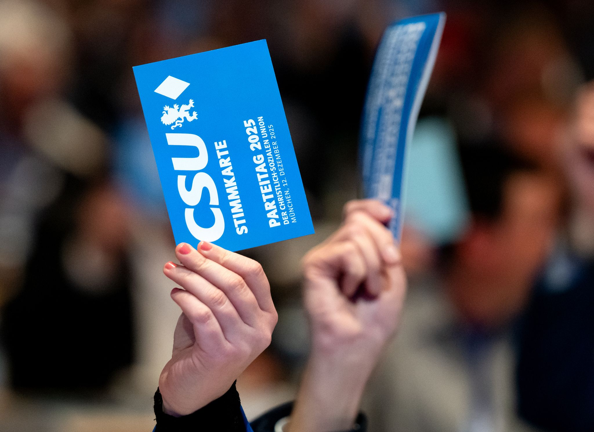 CSU beschließt Hymnen bei Zeugnisvergaben als Integrationshilfe