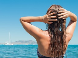 Pracodawca odmówił urlopów w sierpniu. Czy pracownicy mogą wziąć urlop na żądanie? [PORADNIA Z PRAWA PRACY]