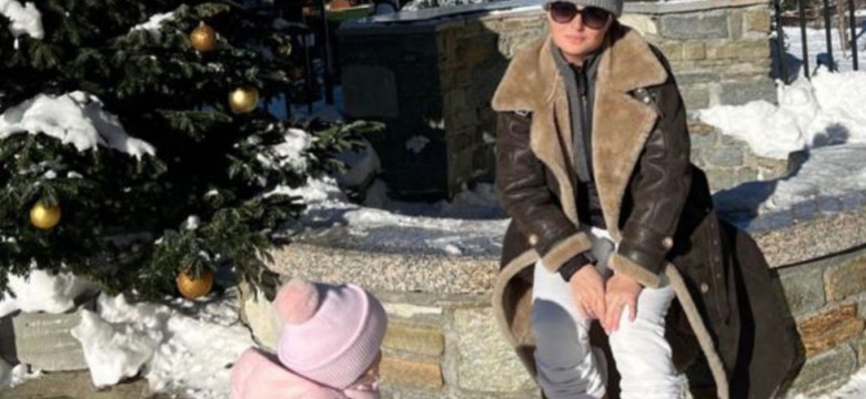 Światowo i stylowo. Joanna Kurska pokazała, jak spędza zagraniczny zimowy urlop z rodziną. FOTO