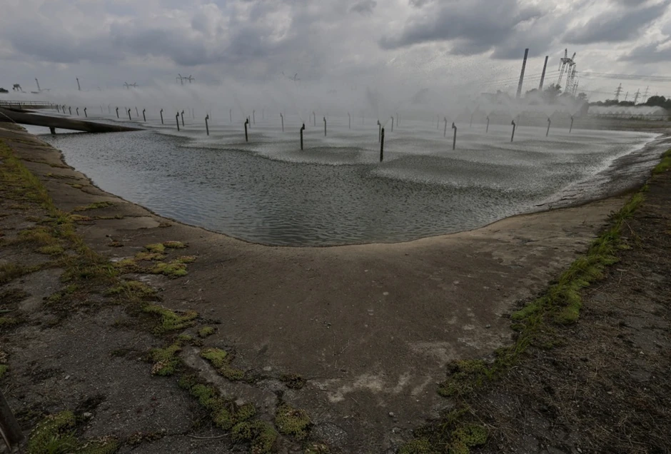 Sistem hlađenja nuklearne elektrane Zaporožje na slici od 15. juna 2023.