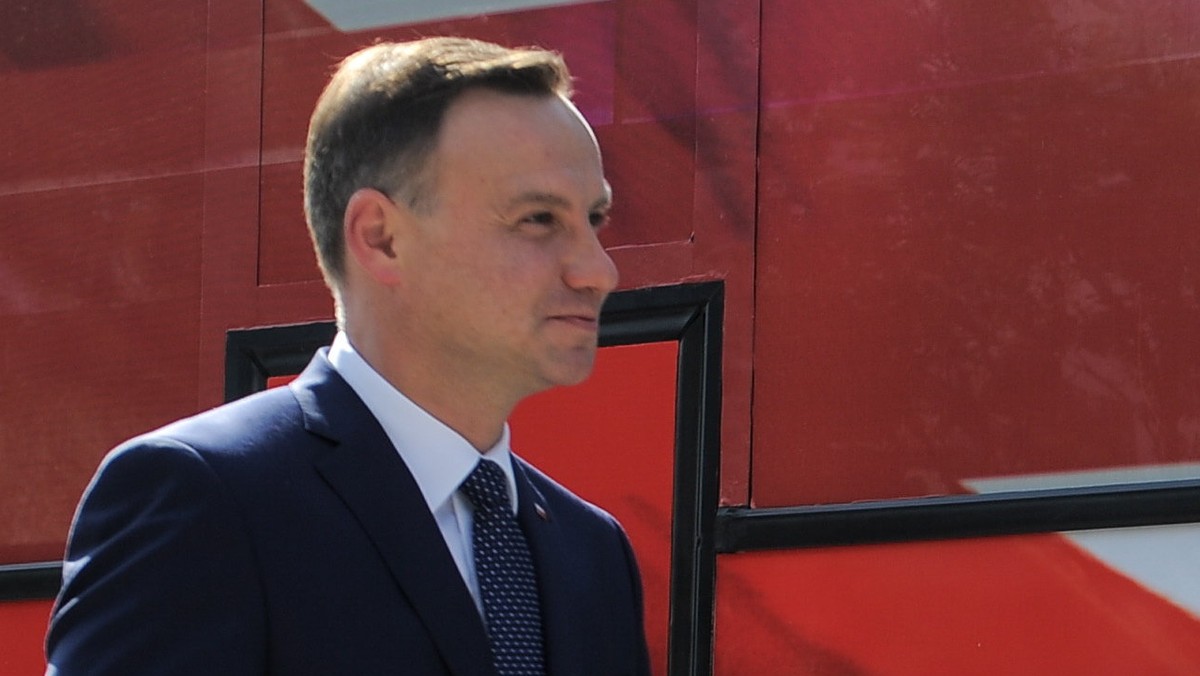 Wybory prezydenckie, w których zwyciężył Andrzej Duda, są ważne - orzekł dzisiaj Sąd Najwyższy. To otwiera drogę do zaprzysiężenia Dudy na prezydenta. Uroczystość zaprzysiężenia została zaplanowana na 6 sierpnia.