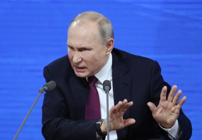 Wyizolowany, agresywny, popadający w paranoję. Osaczony Putin może zaatakować