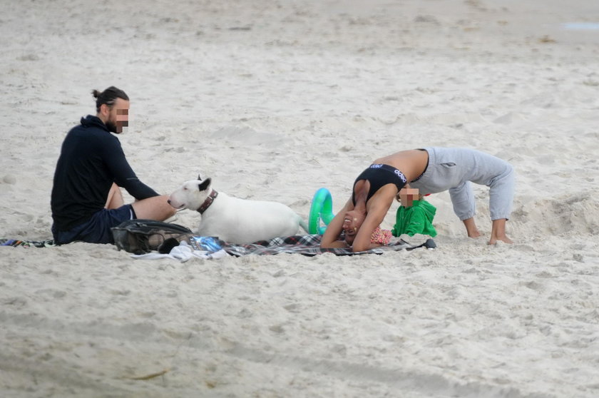 Ola Szwed na plaży