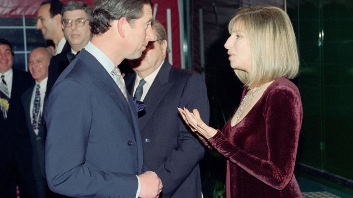 Książę Karol i Barbra Streisand. Co łączyło następcę tronu i piosenkarkę?