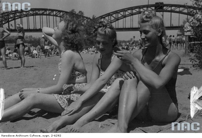 Zobacz, jak się kiedyś plażowało!