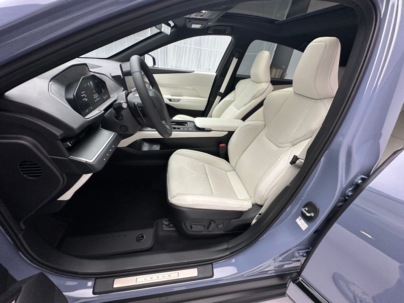 Nowy Lexus ES