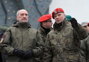 Macierewicz: Obrona terytorialna będzie pełnoprawną częścią armii polskiej