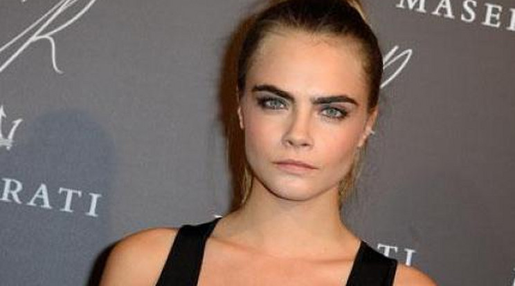 Kiáll a melegek jogai mellett Cara Delevingne