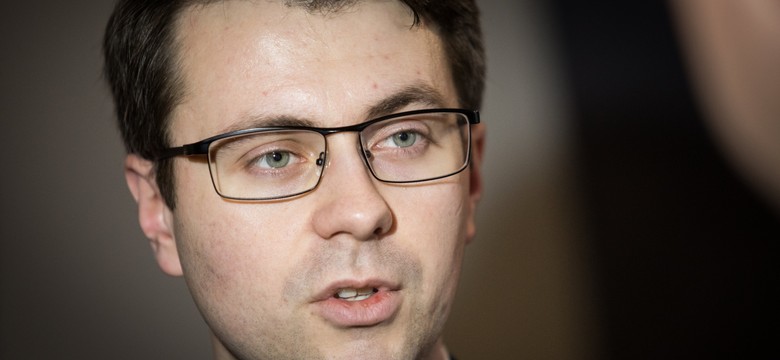 Liczba zakażeń koronawirusem w Polsce spadła. Müller podał nowe dane