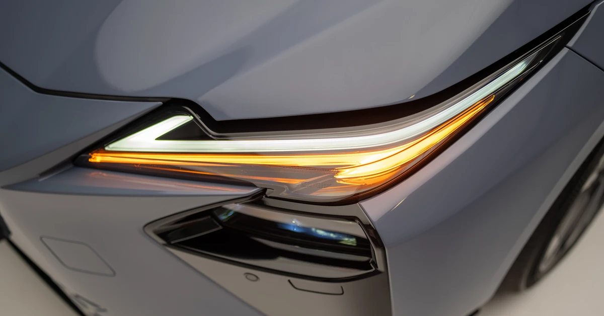 Nowy Lexus ES już w salonach. Silnik 6. generacji będzie hitem. Ile kosztuje?