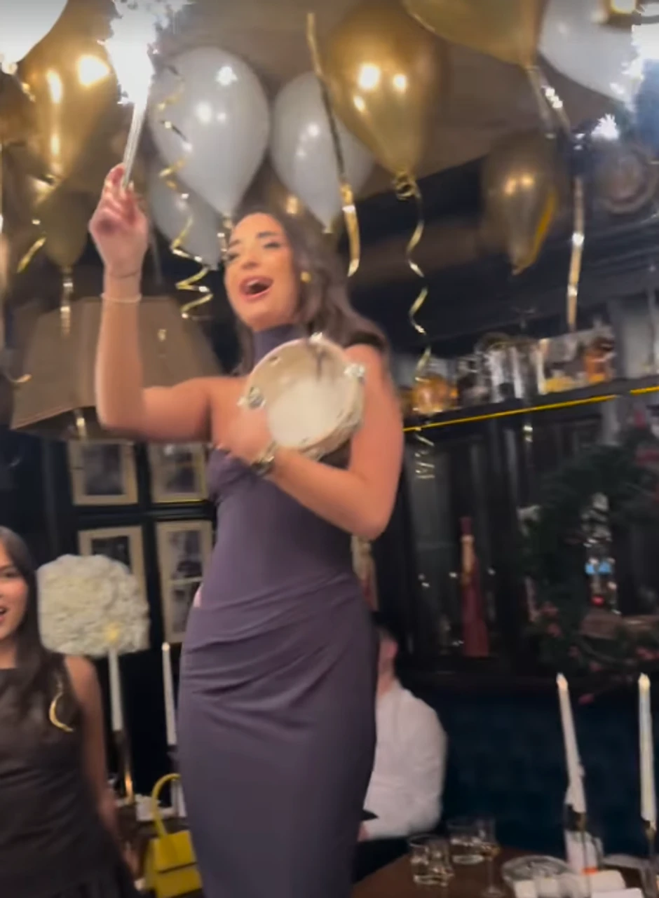 Dušica Jakovljević proslavila ćerki 18. rođendan