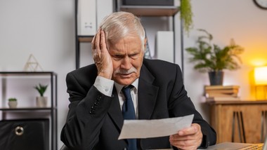 jaka emerytura po 25 latach działalności gospodarczej? ile wynosi emerytura z działalności gospodarczej w 2025 roku?