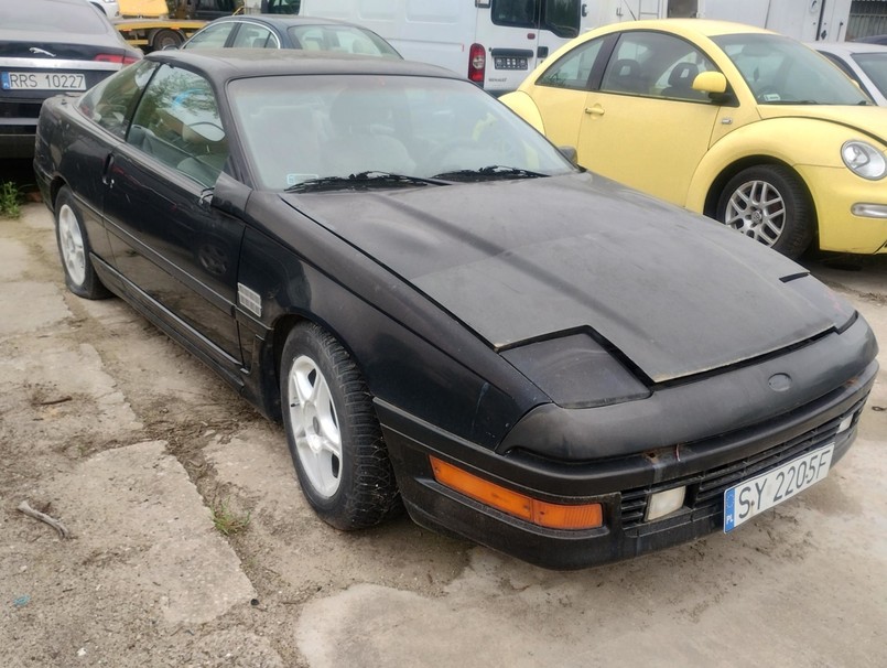 Ford Probe z 1991 roku został wyceniony na 2600 zł