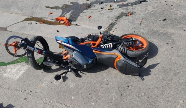 Oboren motociklista