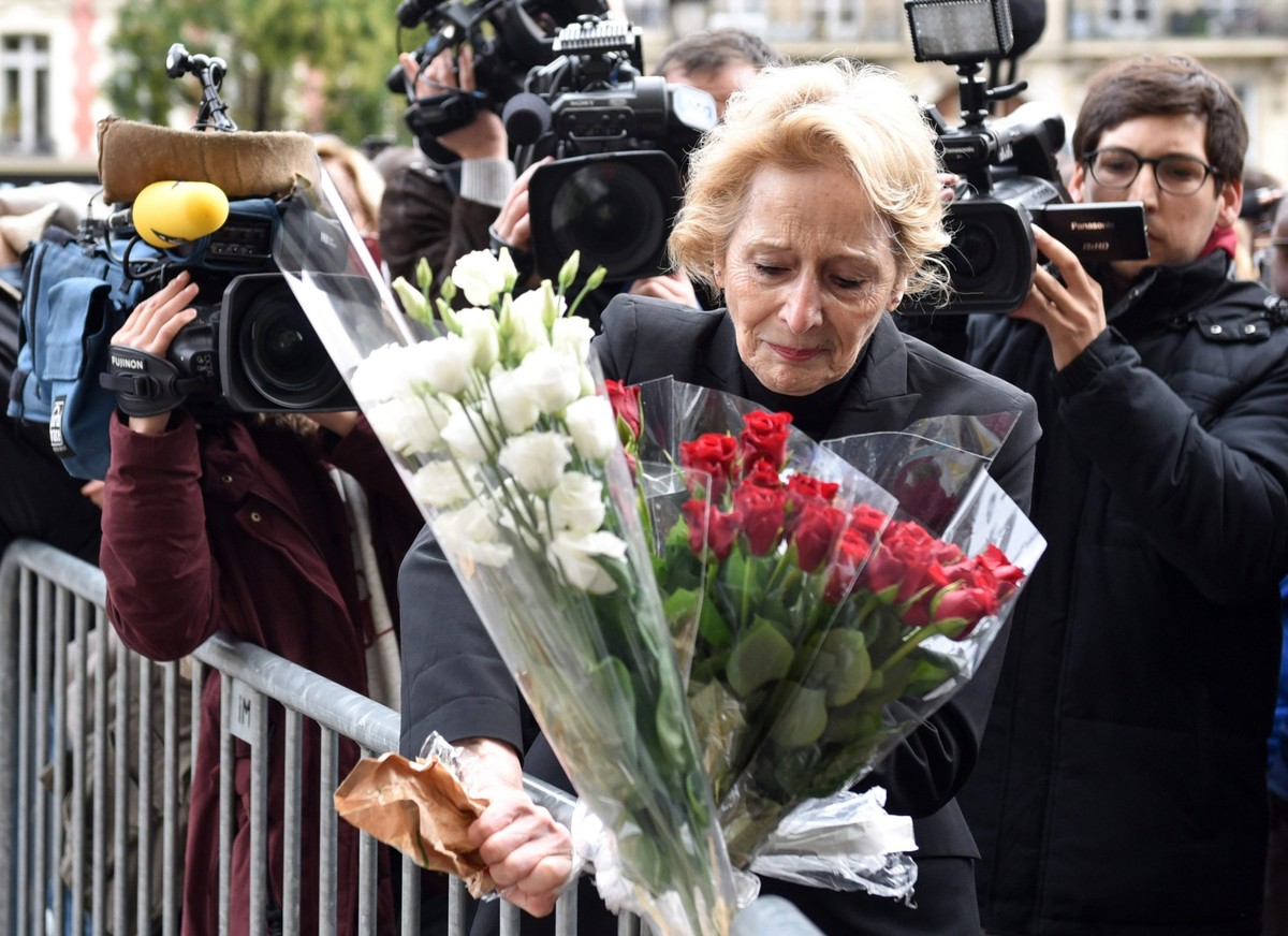 Francja pogrążyła się w trzydniowej żałobie