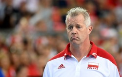 Trener polskich siatkarzy po zwycięstwie nad Niemcami postawi kibicom piwo