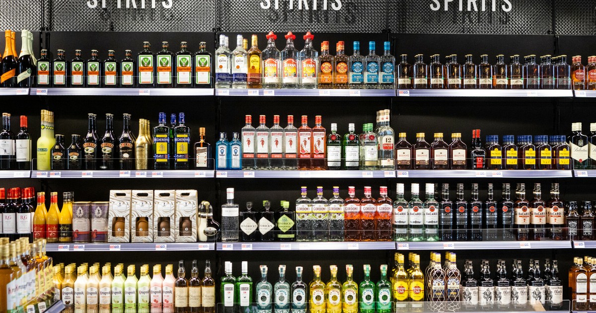 Od soboty už si v Krakově v noci nekoupíte alkohol