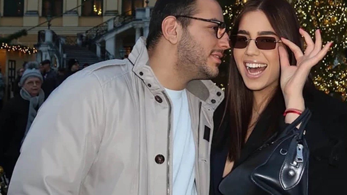 Una Čolić sa dečkom