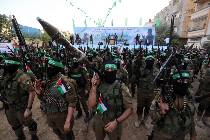 Članovi brigade Ez al Din al Kasam,oružanog krila Hamasa na anti-izraelskom protestu u Gazi krajem maja