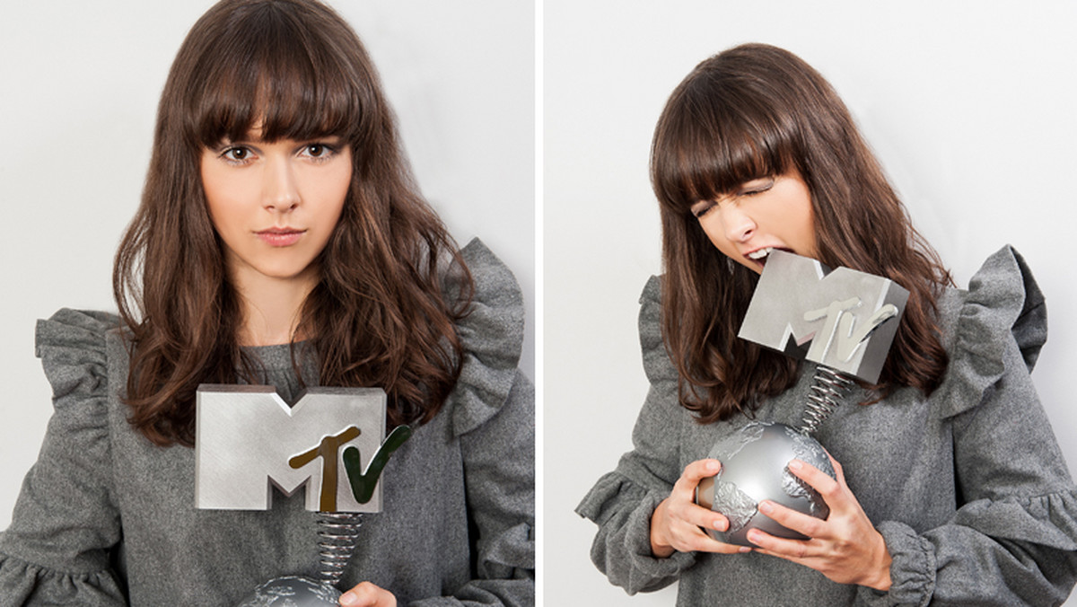 MTV EMA 2012: Monika Brodka otrzymała nagrodę w kategorii Najlepszy Polski Artysta MTV EMA 2012 i tym samym powalczy o wyróżnienie dla Najlepszego Artysty Europejskiego. Gala rozdania europejskich nagród MTV odbędzie się 11 listopada (niedziela) we Frankfurcie. Transmisję z tego wydarzenia będzie można obejrzeć na antenie MTV.