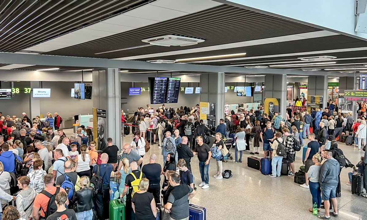 Nie wpuścili jej do samolotu. Wszystko przez drobiazg w paszporcie