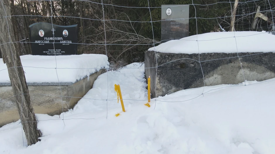 Pokojnici u Lučanima kao da su u izolaciji 